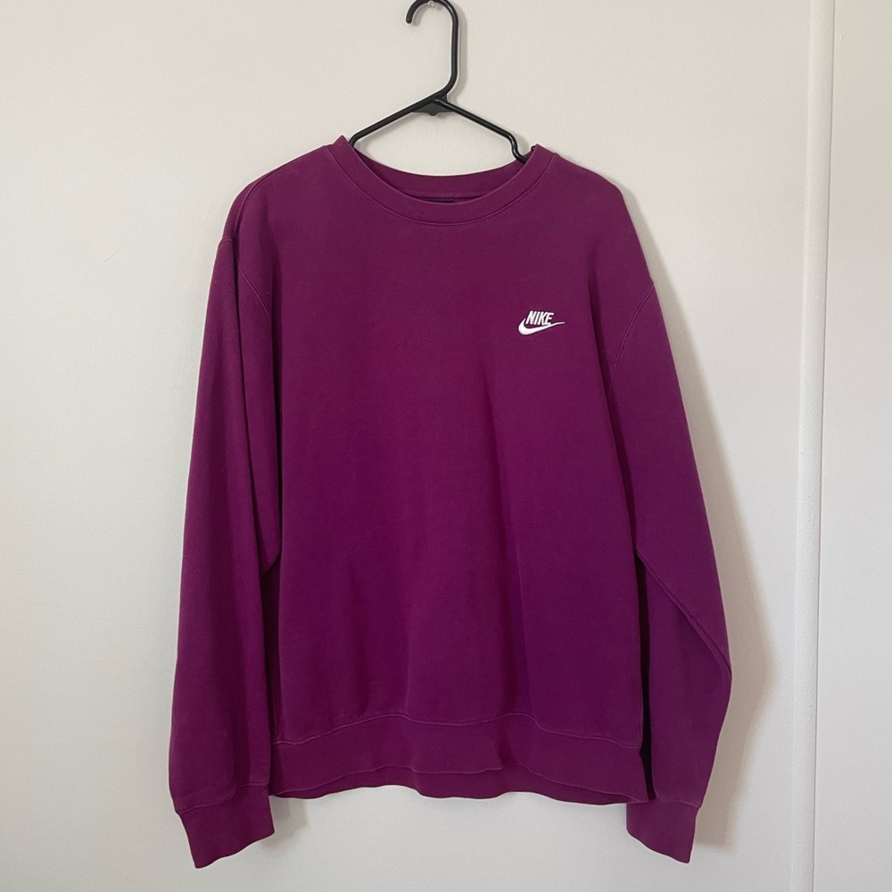 Nike Men's Crewneck Sweater in Deep Purple
